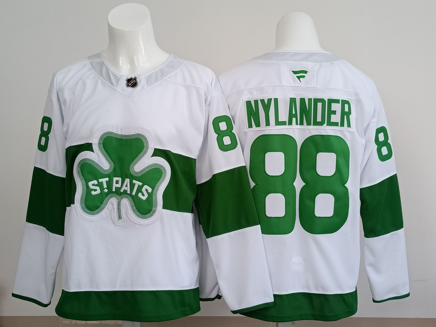 Men 2025 Toronto Maple Leafs #88 Nylander White Green Fanatics Home Premium NHL Jersey style 1->toronto maple leafs->NHL Jersey